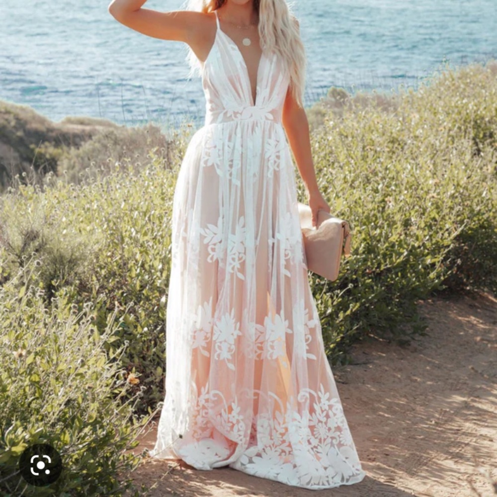 Vicidolls Anatolia Maxi Dress